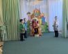 Фрагмент одной из сцен выпускного утренника группы "Светлячки"